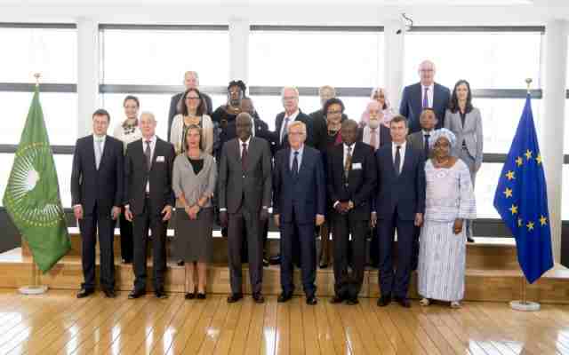 Mali : L'UA et l'UE exhortent la communauté internationale à soutenir la transition