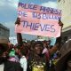 Zimbabwe approuve la loi criminalisant les manifestations