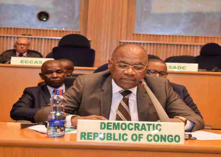 Consultations politiques intenses sur la préparation des élections présidentielles au Congo