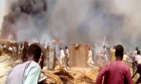 Nigeria : Le feu dans un camp de réfugiés provoque le déplacement des milliers d'habitants