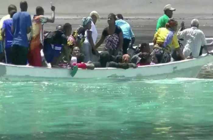Des dizaines de déplacés périssent après le chavirage d'un bateau au large du Mozambique