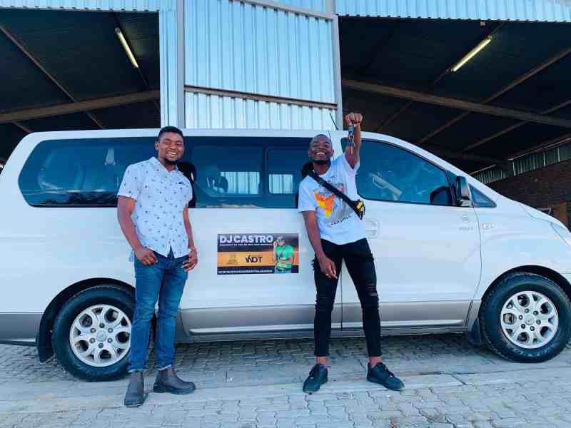 DJ Castro devient ambassadeur Eya Car Rental