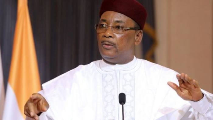 Le Niger organise des élections qui ouvrent la voie à la première transition démocratique du pouvoir