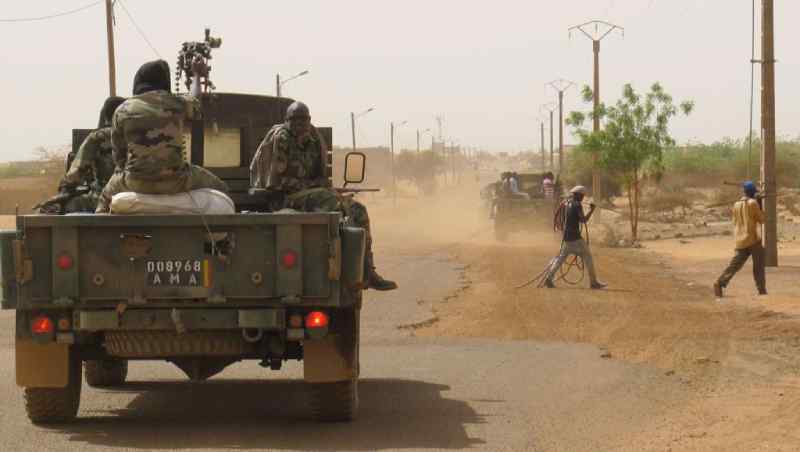 Mali...Attaques simultanées dans 3 villes visant des sites militaires