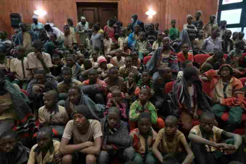 Nigéria: les autorités attribuent l'enlèvement d'écoliers dans le pays à des conflits locaux et non à l'extrémisme