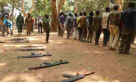 Des hommes armés "piégés" qui ont enlevé des élèves d'une école au Nigéria