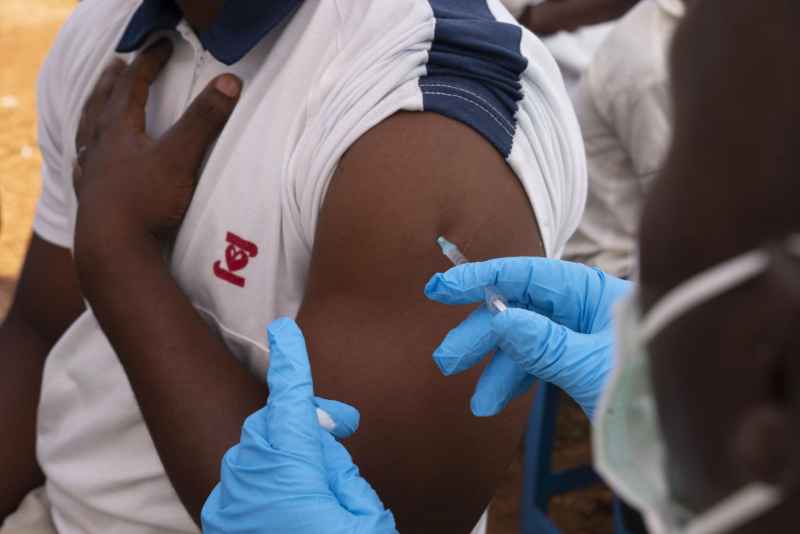 L'OMS appelle la communauté à renforcer son rôle dans le déploiement du vaccin COVID-19