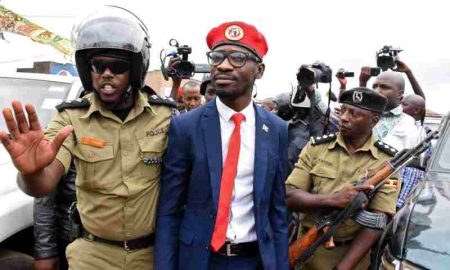 Le candidat présidentiel de l'opposition a été arrêté en Ouganda et renvoyé à Kampala