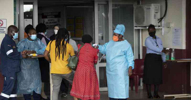 Coronavirus: sécuriser 270 millions de doses de vaccins en Afrique