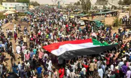Des manifestants soudanais bloquent le passage frontalier entre le Soudan et l'Éthiopie