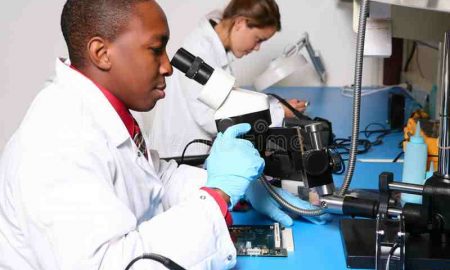 GSK et Novartis annoncent une collaboration pour soutenir la recherche scientifique en Afrique