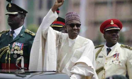 Buhari limoge les principaux dirigeants militaires du Nigeria