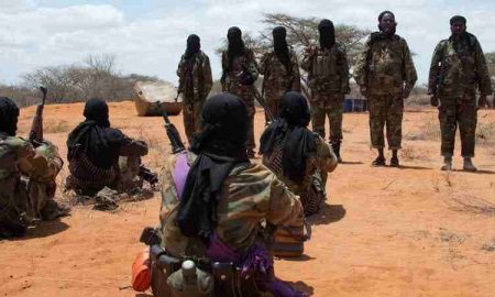 Le "Mouvement Al-Shabaab" bombarde les forces kényanes dans le sud de la Somalie