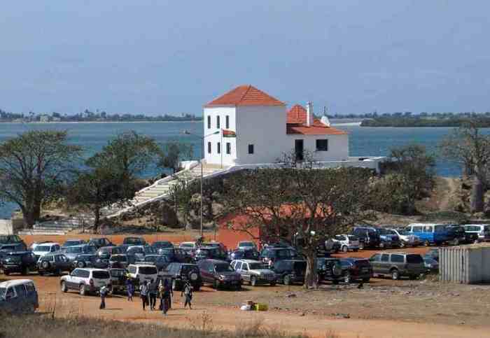 La nature de l'Angola, un endroit idéal pour un SUV