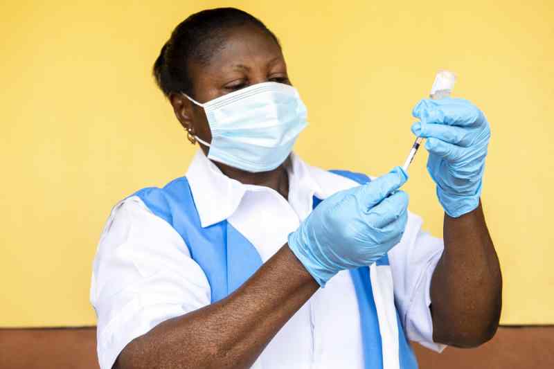 COVAX prévoit de commencer à envoyer des millions de vaccins COVID-19 en Afrique en février
