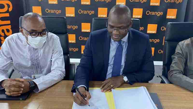 Nuran s'associe à Orange pour approfondir la connectivité rurale en RD du Congo