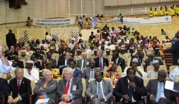 La communauté internationale soutient le Mali dans ses efforts pour parvenir à la stabilité politique et à la paix