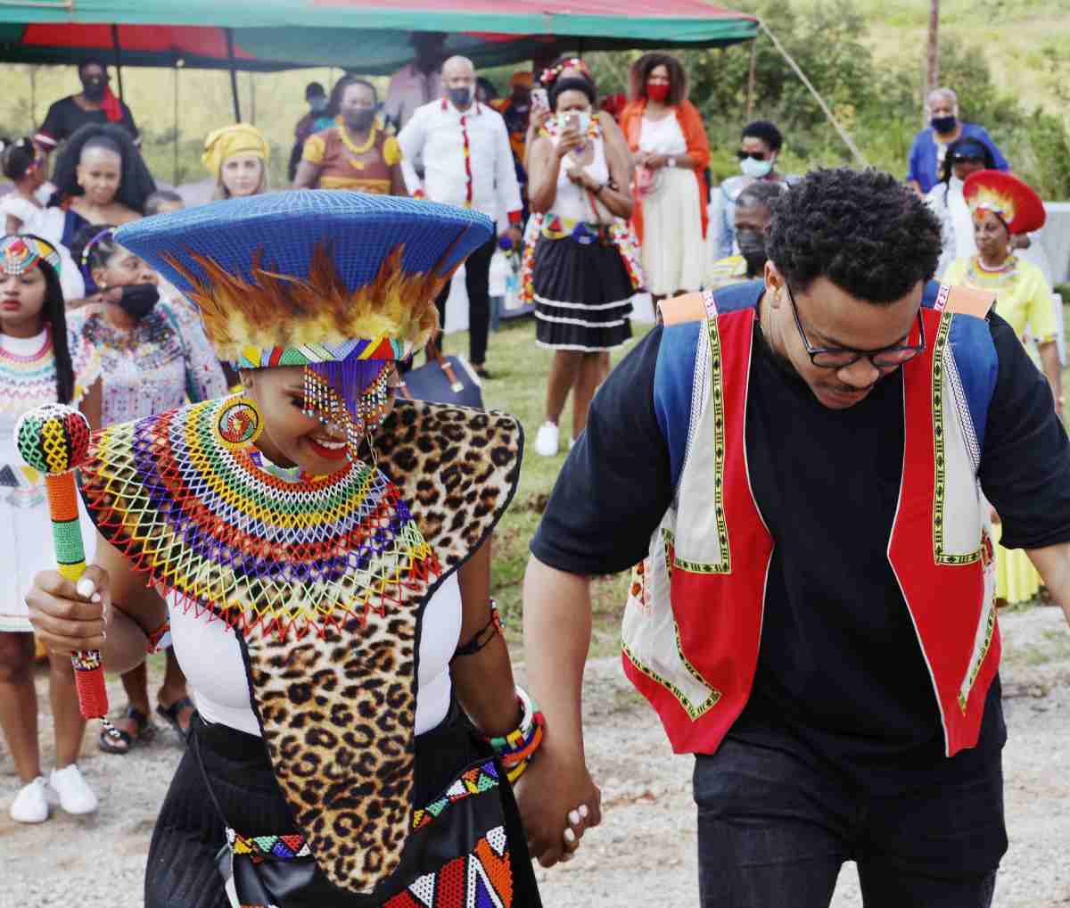 Beau mariage traditionnel de Mpoomy Ledwaba et Brenden Fraiser