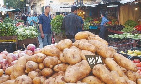 Algérie : la joie du peuple en raison de la disponibilité des pommes de terre dans les marchés