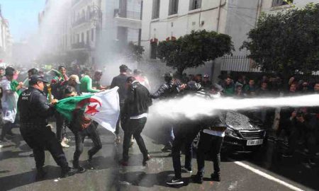 Algérie : Les généraux utilisent l'épouvantail du terrorisme pour intimider le peuple algérien