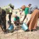 Le HCR trouve des solutions respectueuses de l'environnement pour atténuer l'impact des intempéries au Soudan