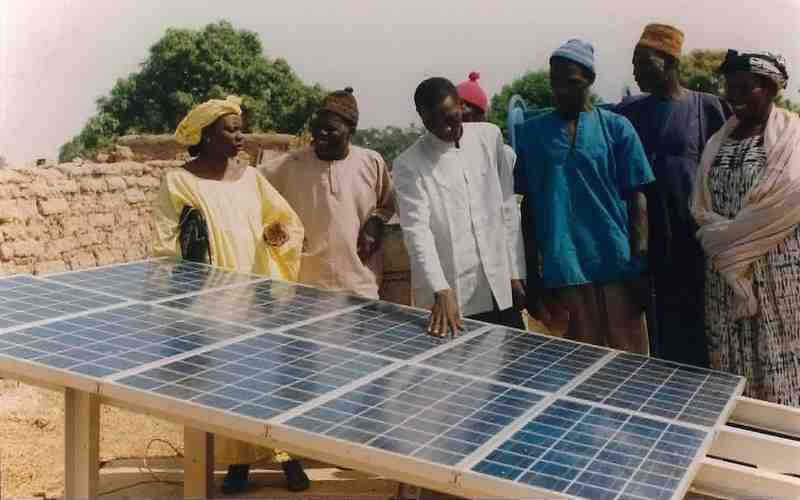 Coopération UE-Inde pour développer l'énergie solaire hors réseau en Afrique