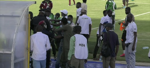 La CAF condamne l’agression du corps arbitral lors du match entre l'ASC Jaraaf et le Coton Sport FC