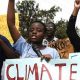 S'efforcer de promouvoir la préparation des jeunes en Afrique à l'adaptation au changement climatique