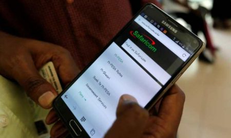 La pandémie de COVID-19 aggrave le harcèlement et les violations de la confidentialité des données par les prêteurs d'argent mobile en Kenya