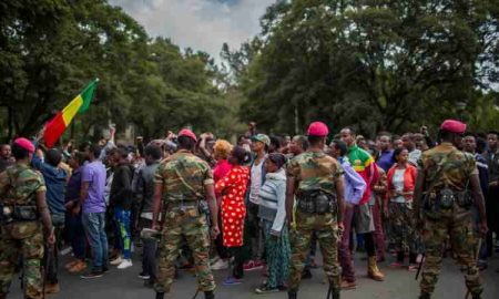 Les habitants des villes éthiopiennes organisent des rassemblements de masse en soutien à l'armée locale
