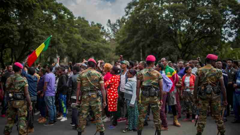 Les habitants des villes éthiopiennes organisent des rassemblements de masse en soutien à l'armée locale