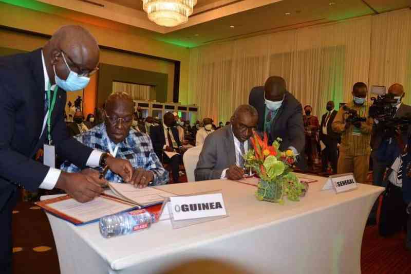 La Guinée et le Sénégal renforcent leur coopération militaire avec un accord stratégique