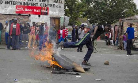 La violence s'étend à Johannesburg après l’incarcération de Jacob Zuma