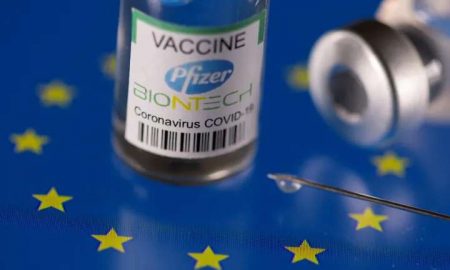 Pfizer et BioNTech s'associent à Biovac pour fabriquer et distribuer des doses de vaccin COVID-19 en Afrique
