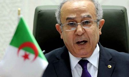 Algérie: Lamamra reçoit une récompense des généraux après avoir passé clandestinement des milliards vers l’étranger