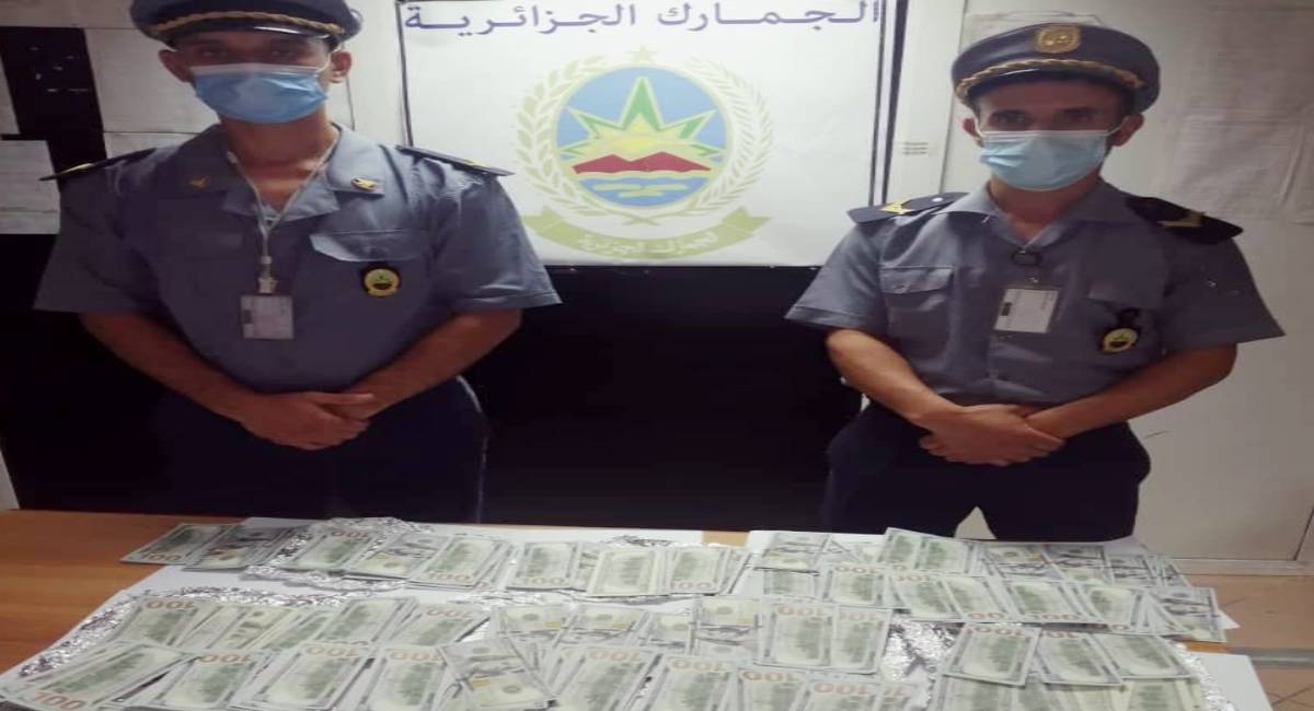 Algérie : une tentative de transfert illicite des milliers de dollars déjouée