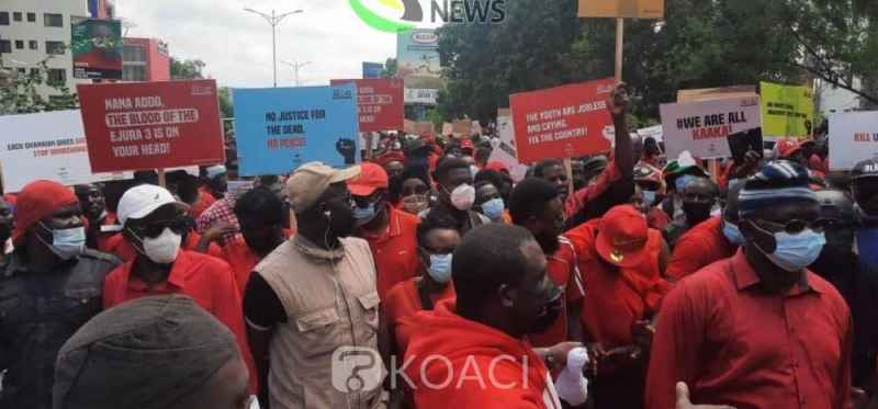 Sous le slogan "Réformer le pays"...la capitale ghanéenne, Accra, assiste à une manifestation de masse