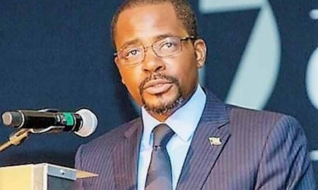 Le ministre des Mines et des hydrocarbures de Guinée équatoriale délivre un mandat pour la vaccination des travailleurs du pétrole et du gaz