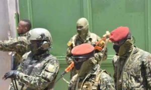 Le Comité militaire guinéen entend rencontrer la classe politique du pays