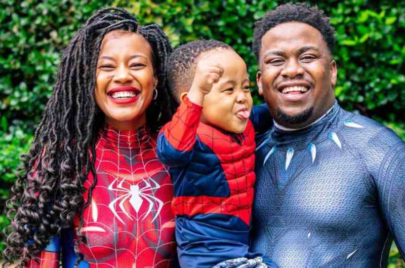 Tshepi Vundla et JR apprécient leur fils avec des dédicaces d'anniversaire sincères