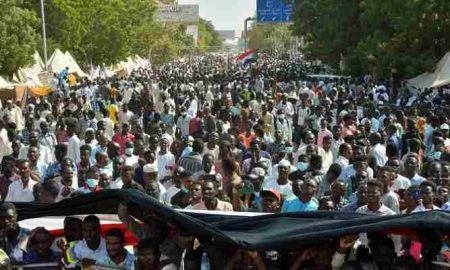 La prise d'assaut du siège de l'agence de presse soudanaise, Hamdok confirme qu'il n'a pas le droit de décider du sort des institutions