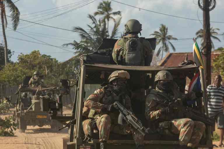 Prolongation des opérations de la Force régionale de lutte contre le terrorisme dans le nord du Mozambique
