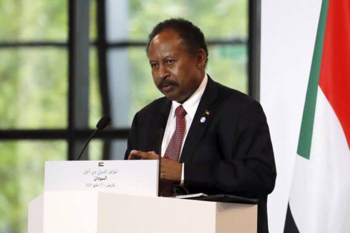 Un ministre soudanais accuse les partis de préparer un coup d'État et une campagne électronique appelant à la démission d'Al-Burhan