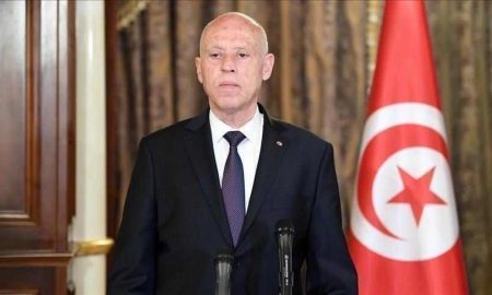 Le président tunisien dit qu'il va entamer un dialogue sur le système politique et la loi électorale