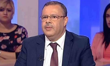 Tunisie, le mandat d'arrêt de l'ancien ministre de l'Agriculture et le Parlement condamne la baisse des salaires