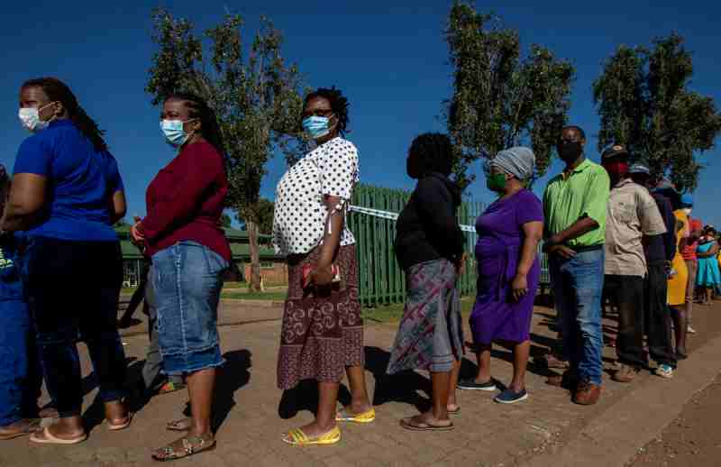 Les élections municipales en Afrique du Sud posent un défi au parti au pouvoir