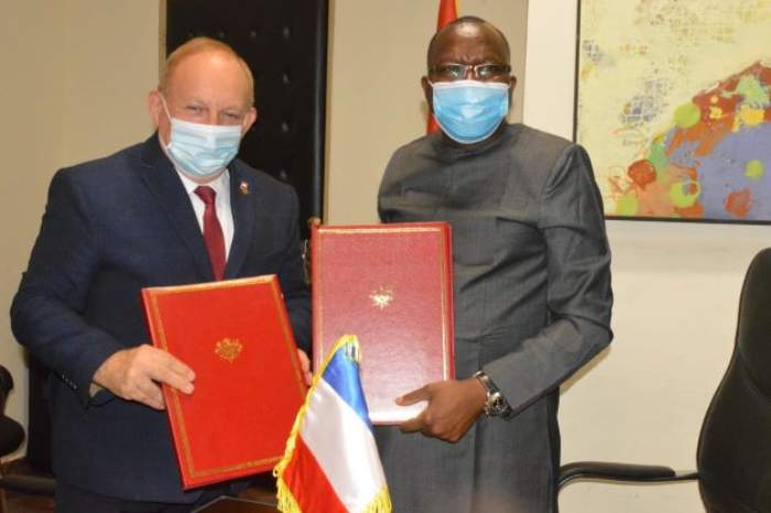La France rééchelonne 3 milliards de FCFA de dette du Burkina Faso
