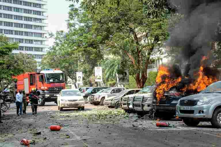 Deux explosions se sont produites dans le quartier central des affaires de Kampala, en Ouganda