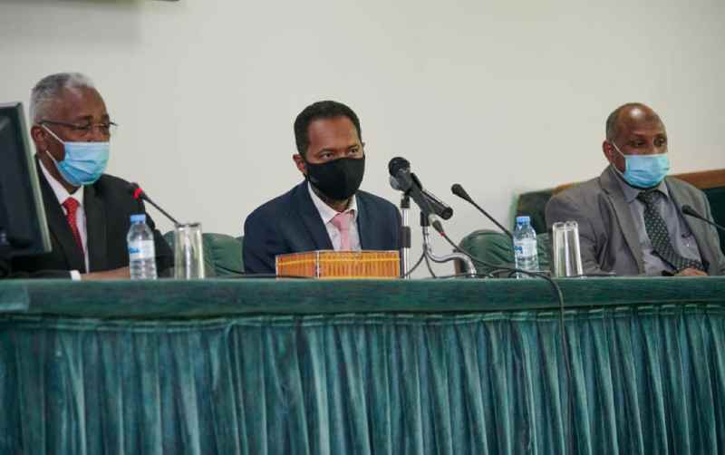 La libération de l'ancien ministre soudanais des Affaires du Cabinet Khaled Omar Youssef et d'autres