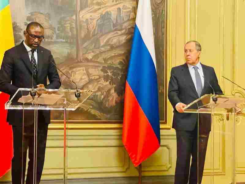 Le Mali et la Russie confirment leur volonté de poursuivre leur partenariat militaire